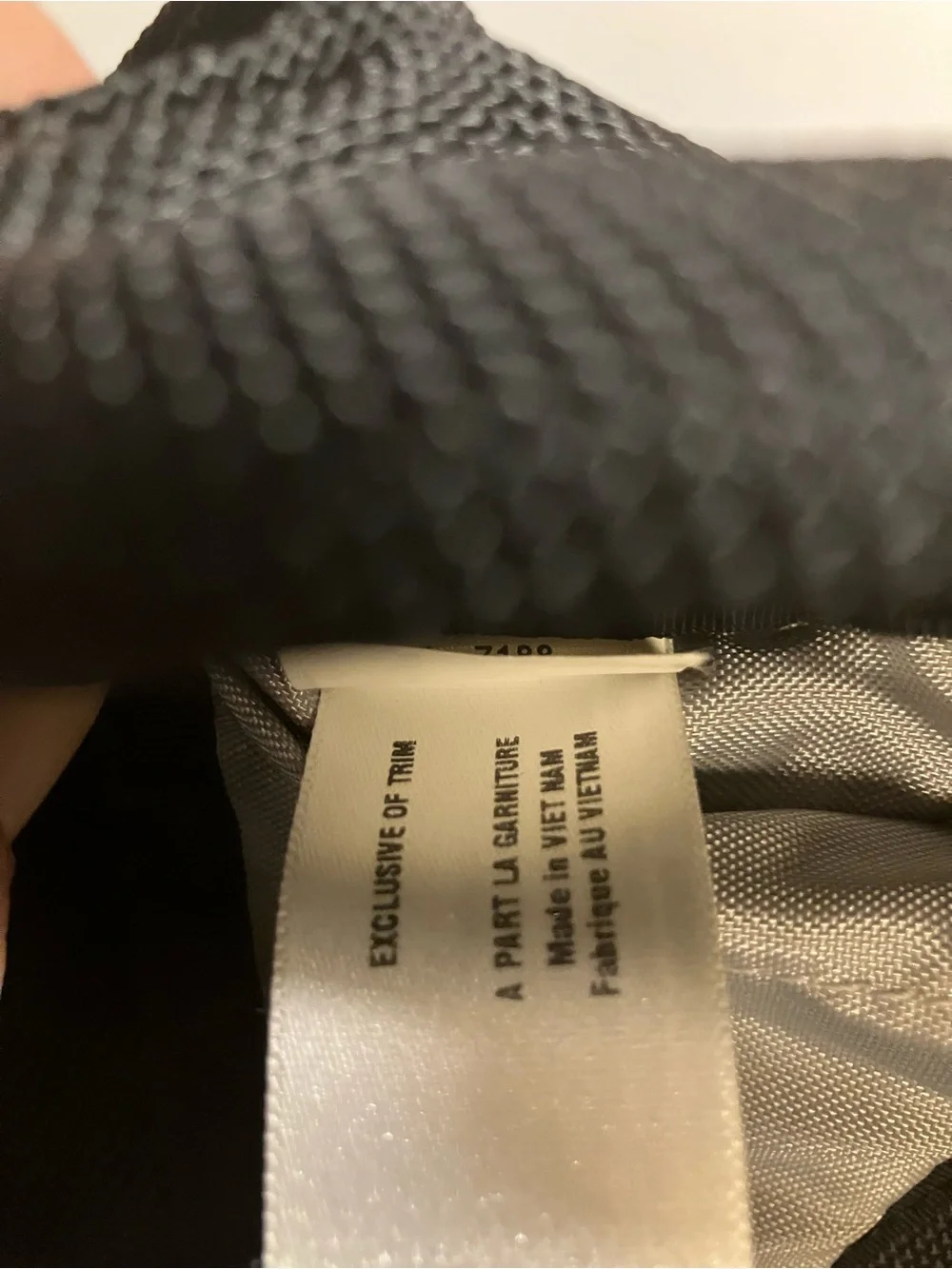 Patagonia minimalist black